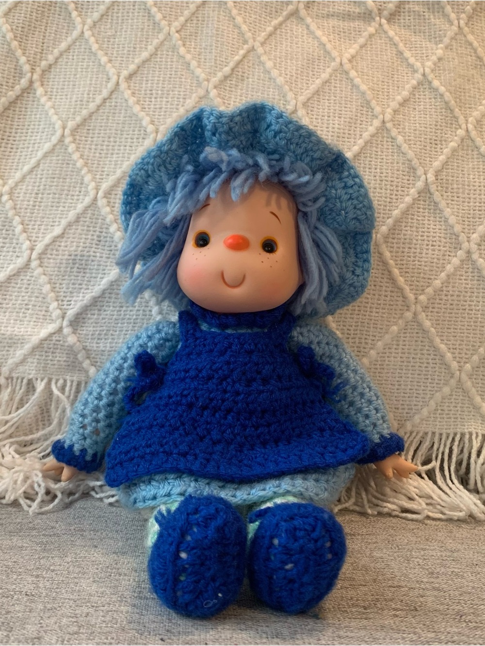 Vtg 1980s Strawberry Shortcake and Friends crocheted Blueberry Muffin Doll